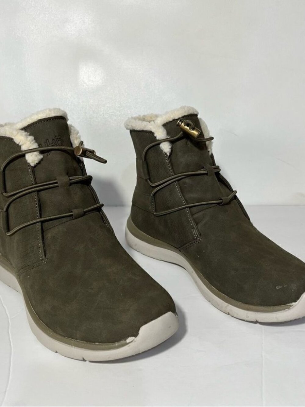 Ryka Evie Exotic Leather Cold Weather Winter & Snow Boots